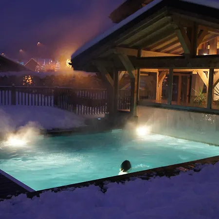 L'epicea - Piscine Et * Morillon